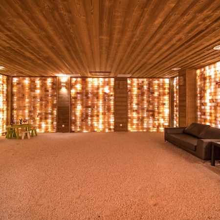 Sky Blue Hotel & Spa Paulesti  ภายนอก รูปภาพ
